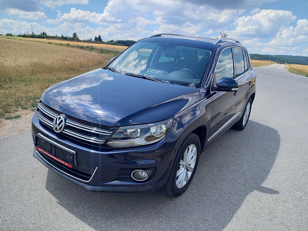 2012 Volkswagen TIGUAN