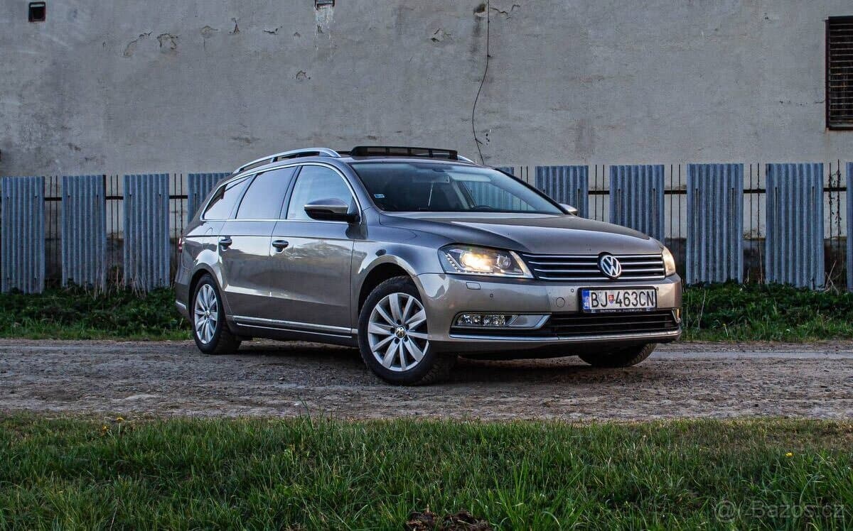 2012 Volkswagen PASSAT