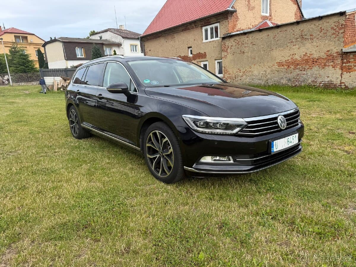 2016 Volkswagen PASSAT