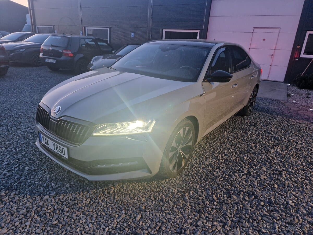 2023 Škoda SUPERB