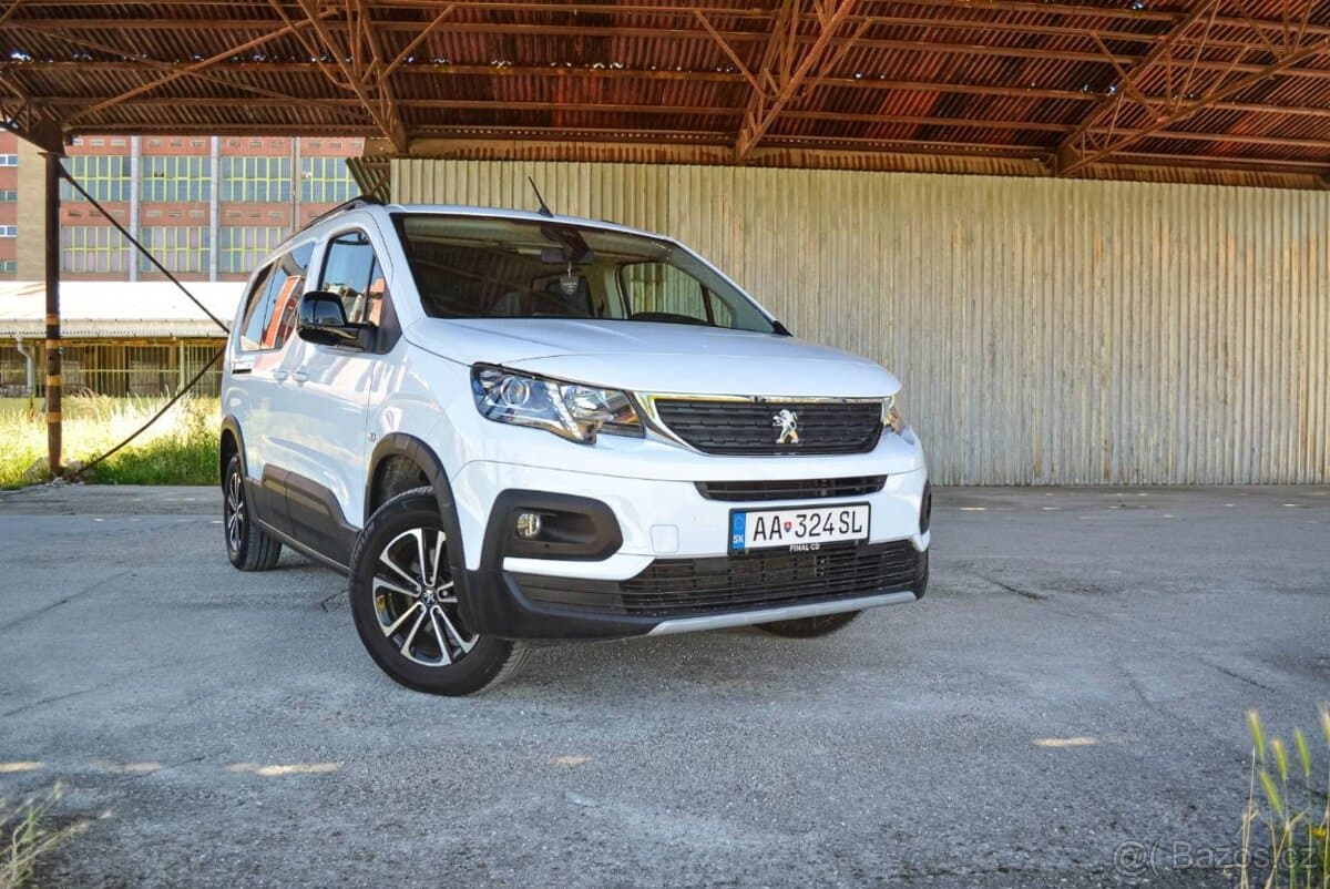 2022 Peugeot RIFTER