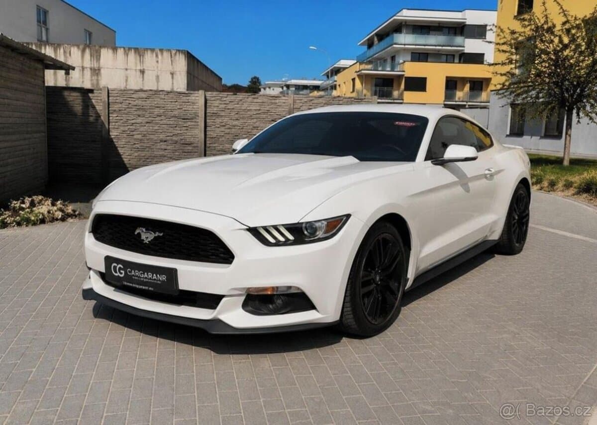2018 Ford MUSTANG