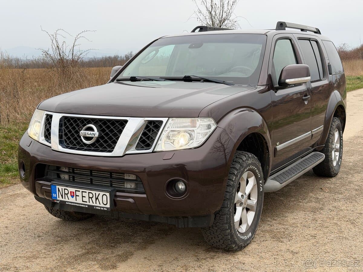 2012 Nissan PATHFINDER
