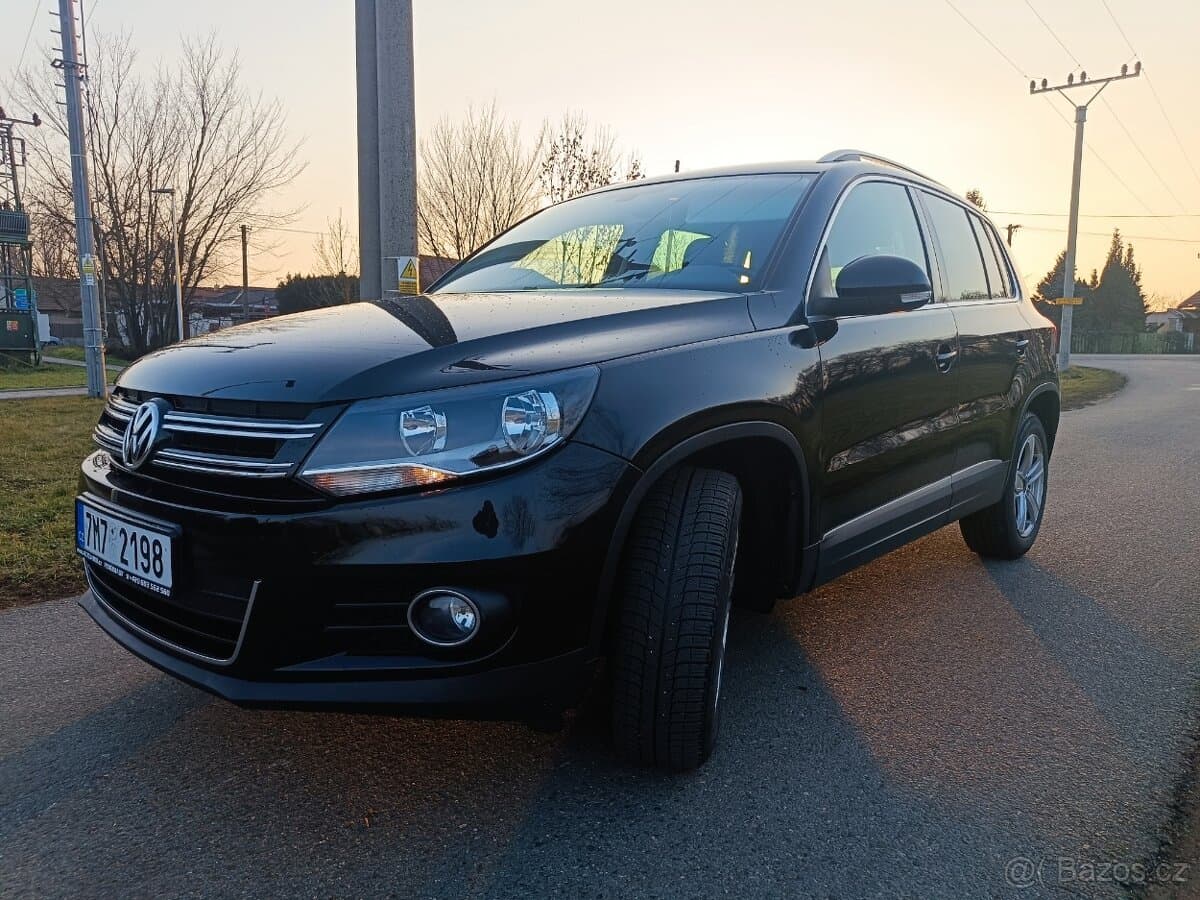 2011 Volkswagen TIGUAN