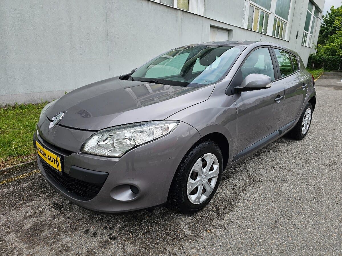 2010 Renault MEGANE