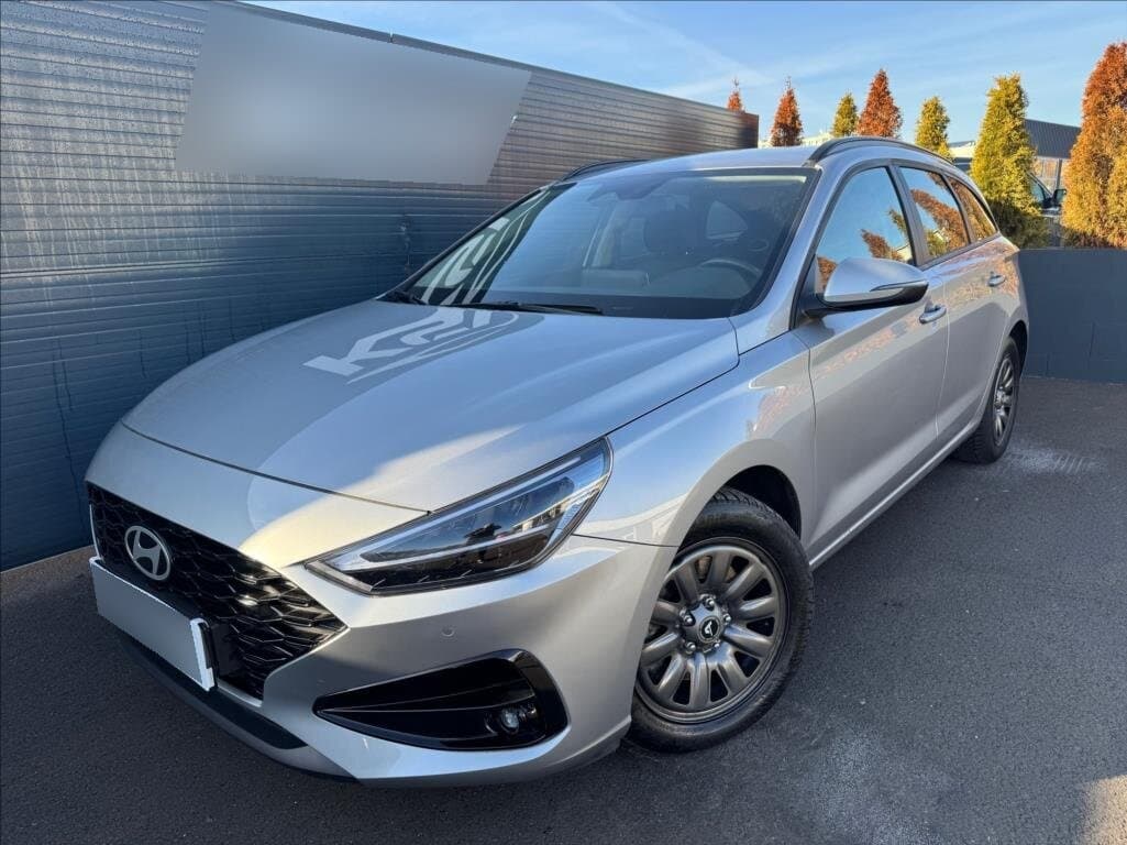 2025 Hyundai i30
