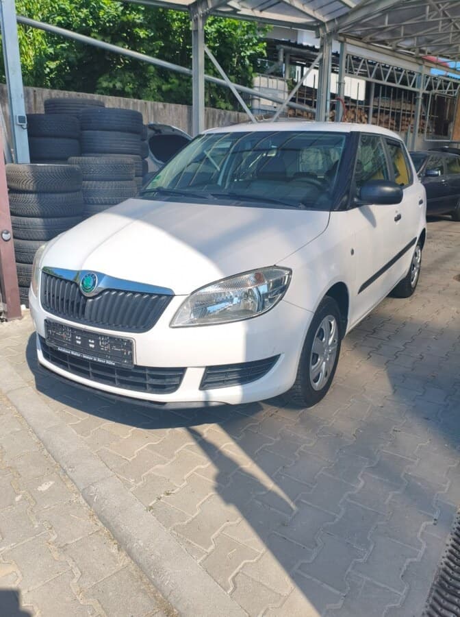 2011 Škoda FABIA