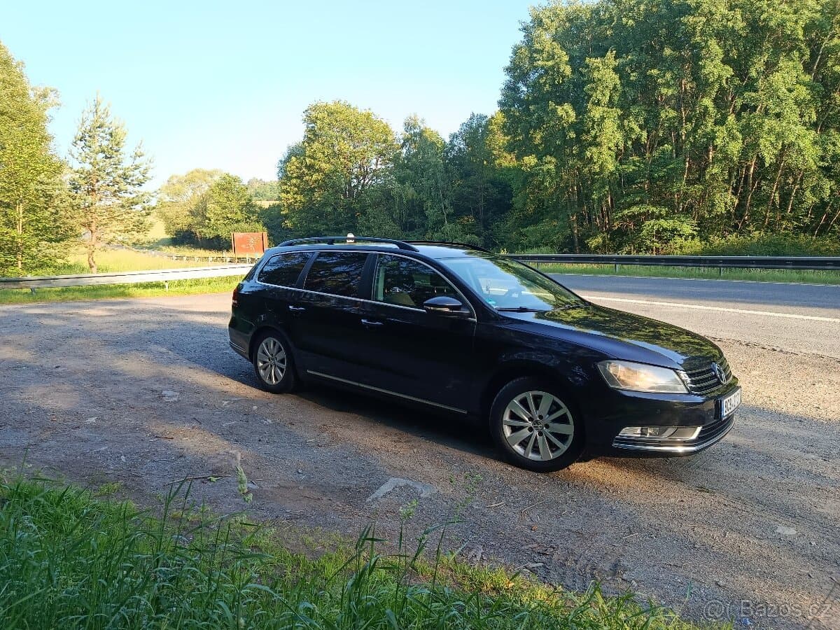 2012 Volkswagen PASSAT