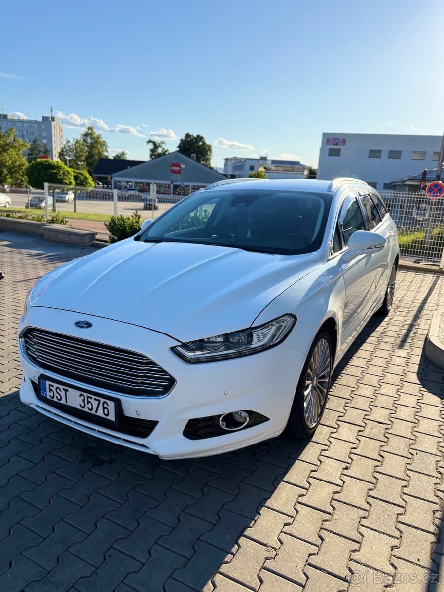 2015 Ford MONDEO