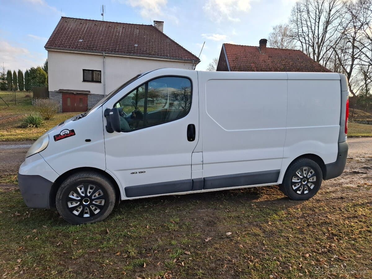 2011 Nissan OSTATNÍ