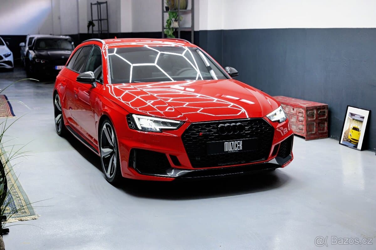 2017 Audi RS4