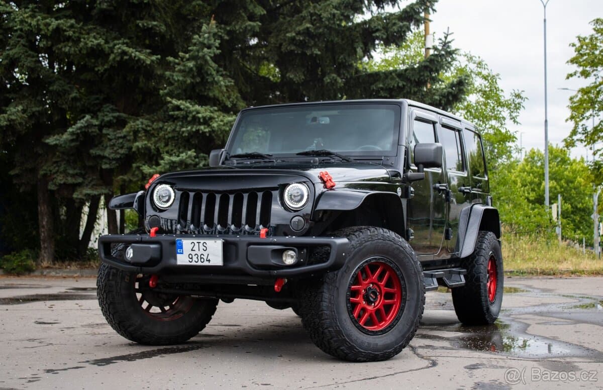 2013 Jeep WRANGLER
