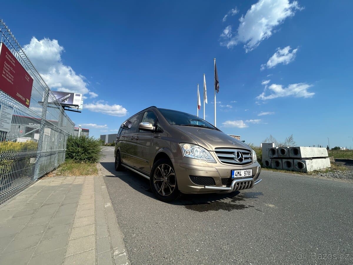 2011 Mercedes-Benz VIANO