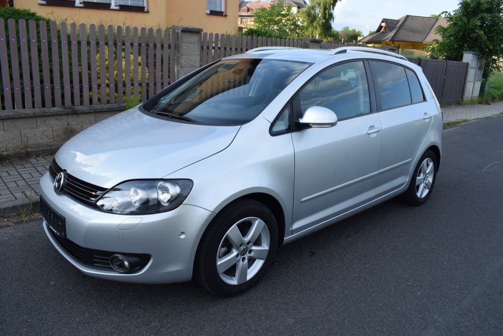 2010 Volkswagen GOLF