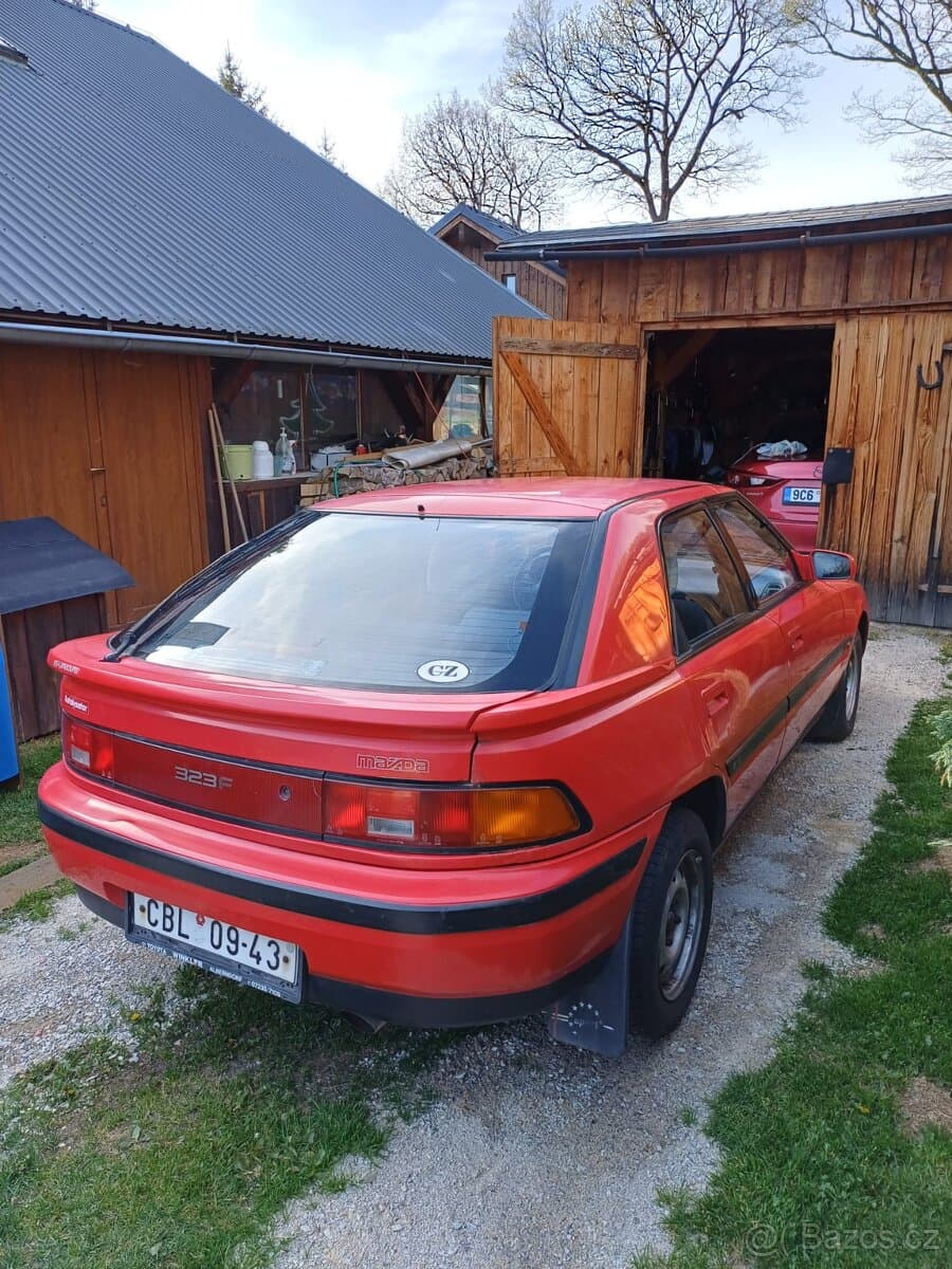 1992 Mazda 2