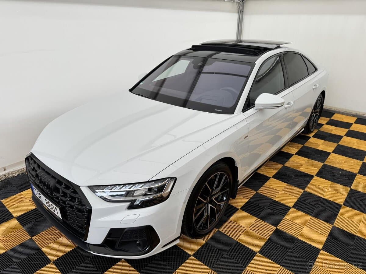 2022 Audi A8
