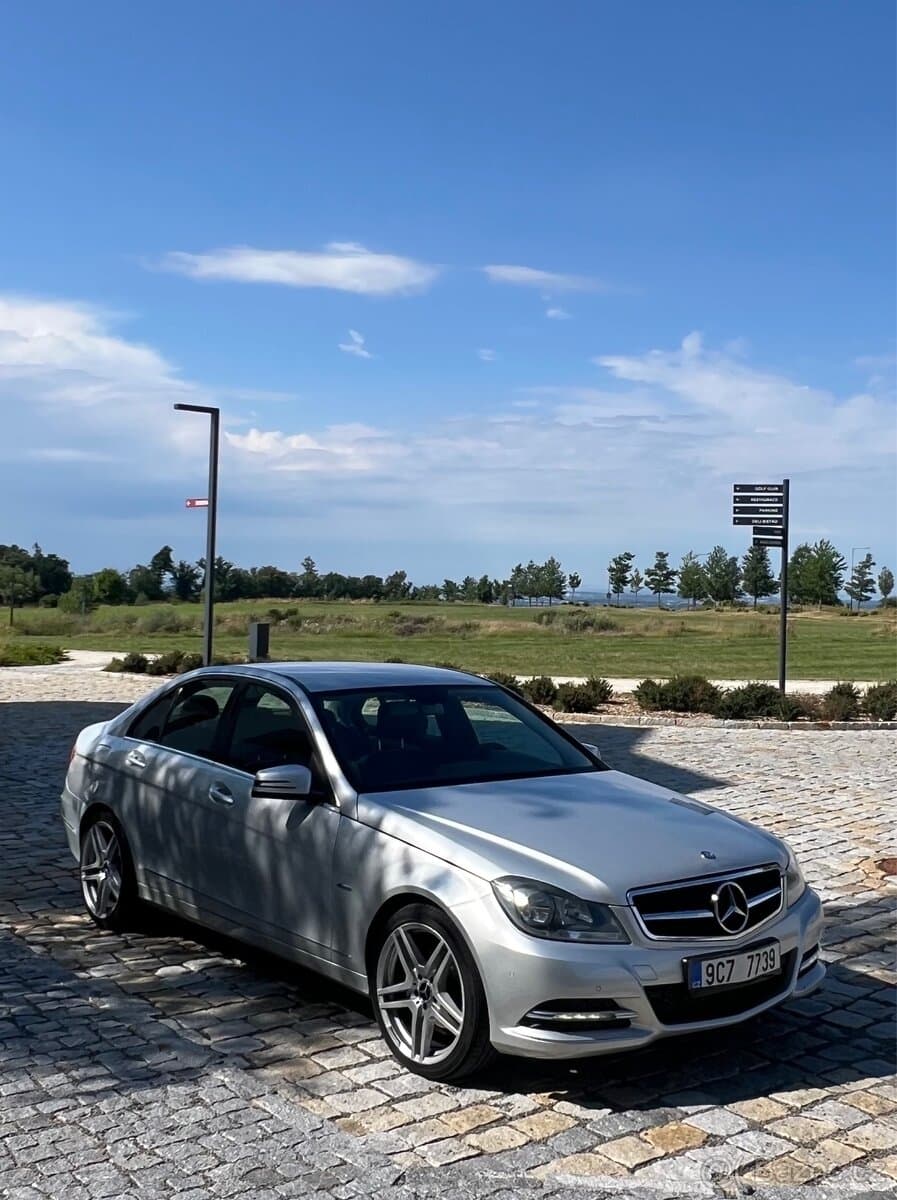 2012 Mercedes-Benz OSTATNÍ