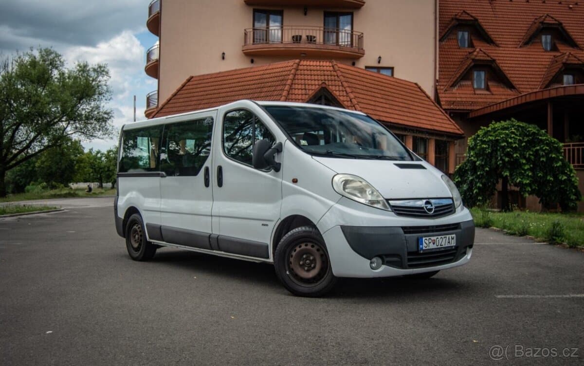 2011 Opel VIVARO