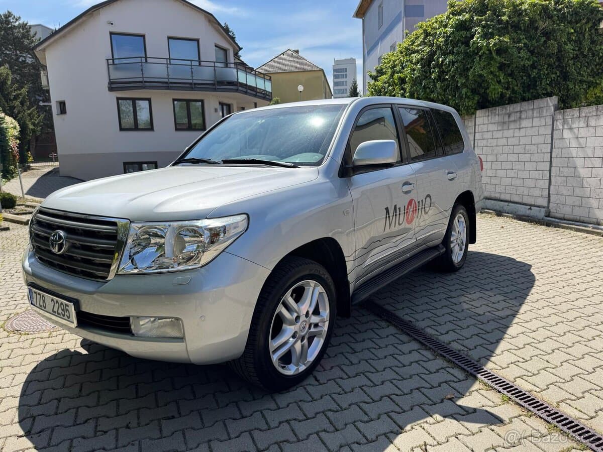 2008 Toyota LAND CRUISER