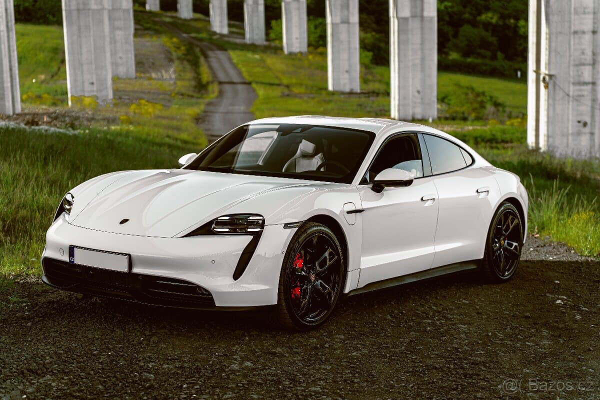 2023 Porsche TAYCAN