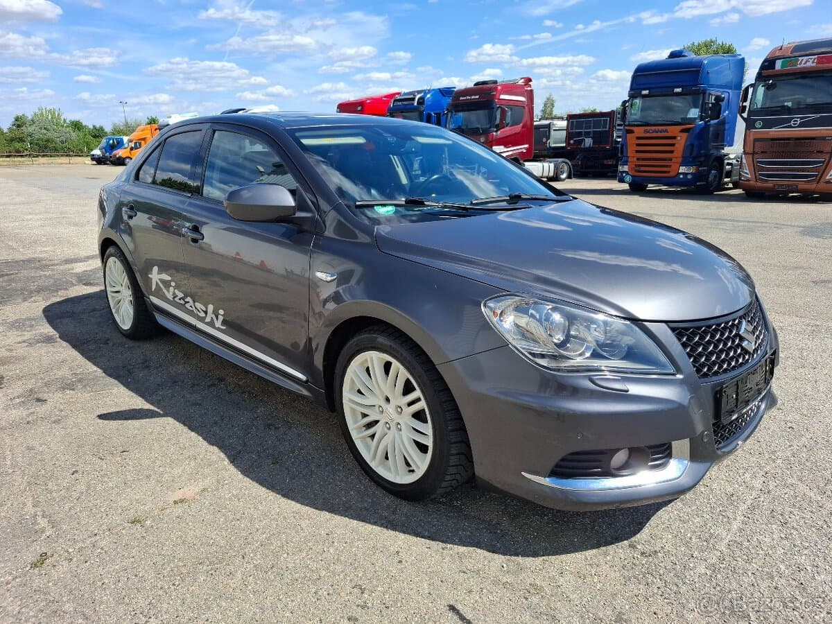 2012 Suzuki KIZASHI