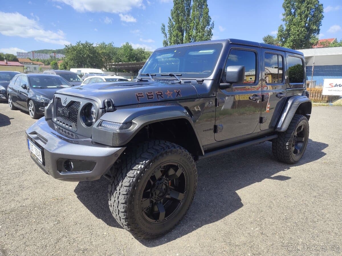 2022 Jeep WRANGLER
