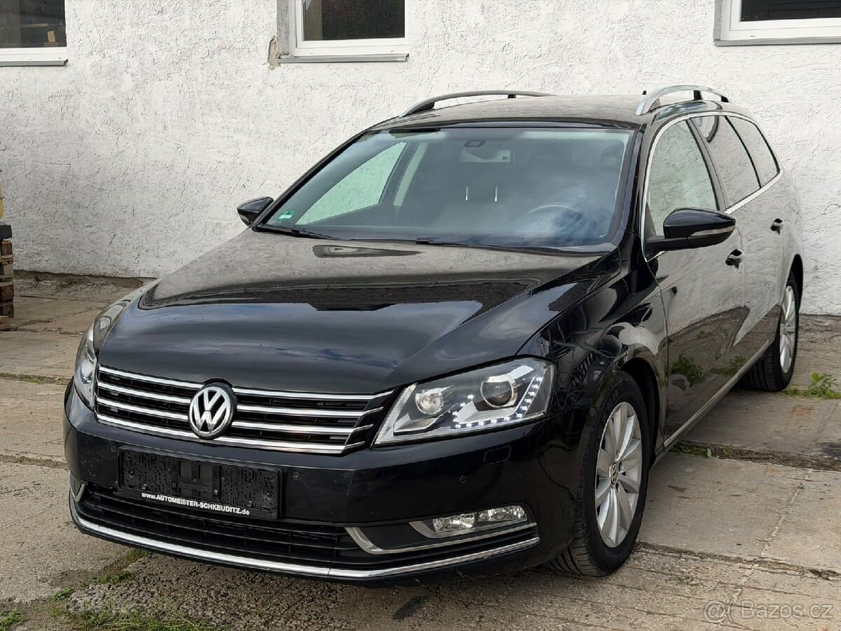 2011 Volkswagen PASSAT