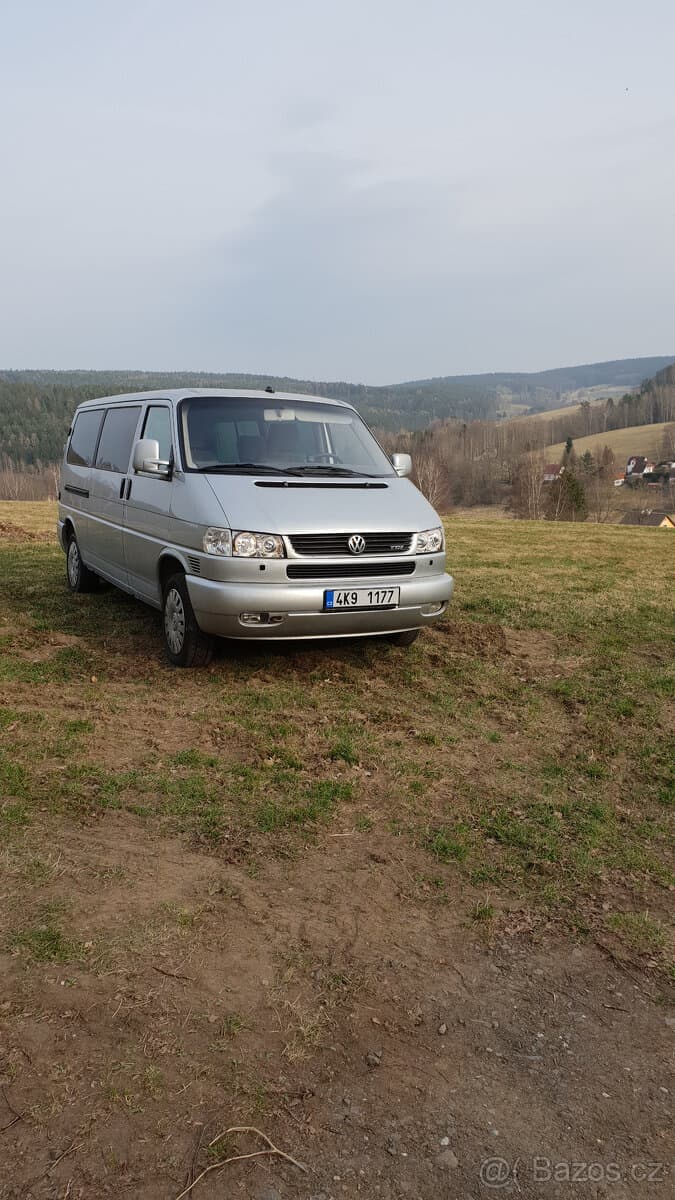2002 Volkswagen CARAVELLE