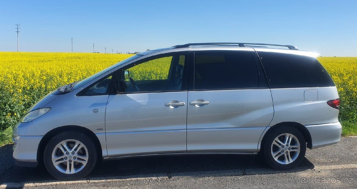2005 Toyota PREVIA