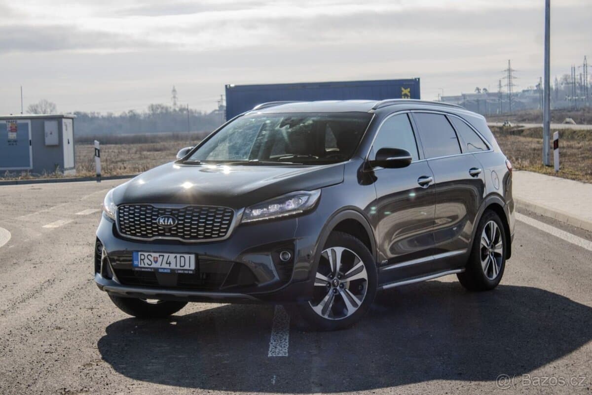 2018 Kia SORENTO