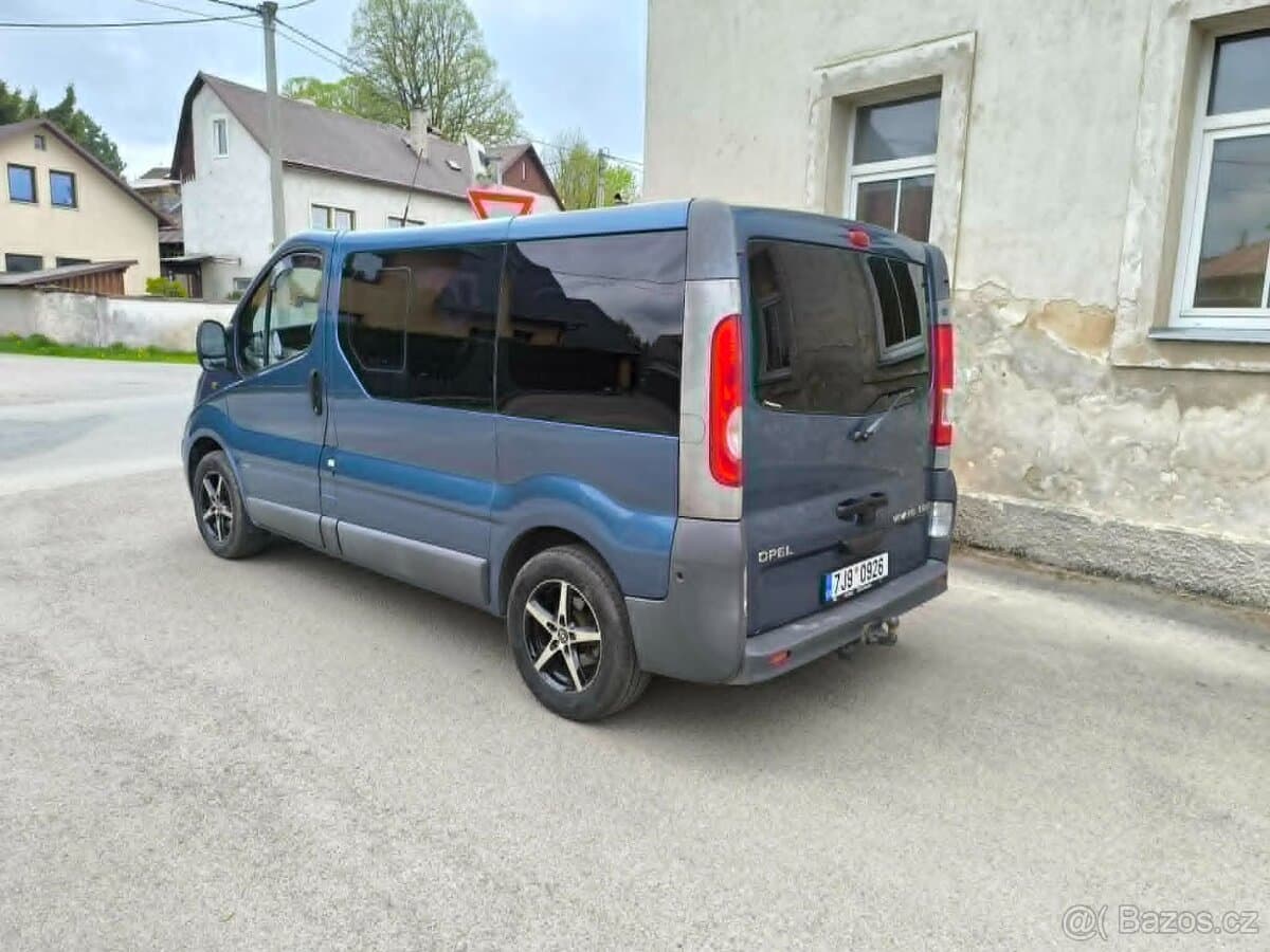 2007 Opel VIVARO