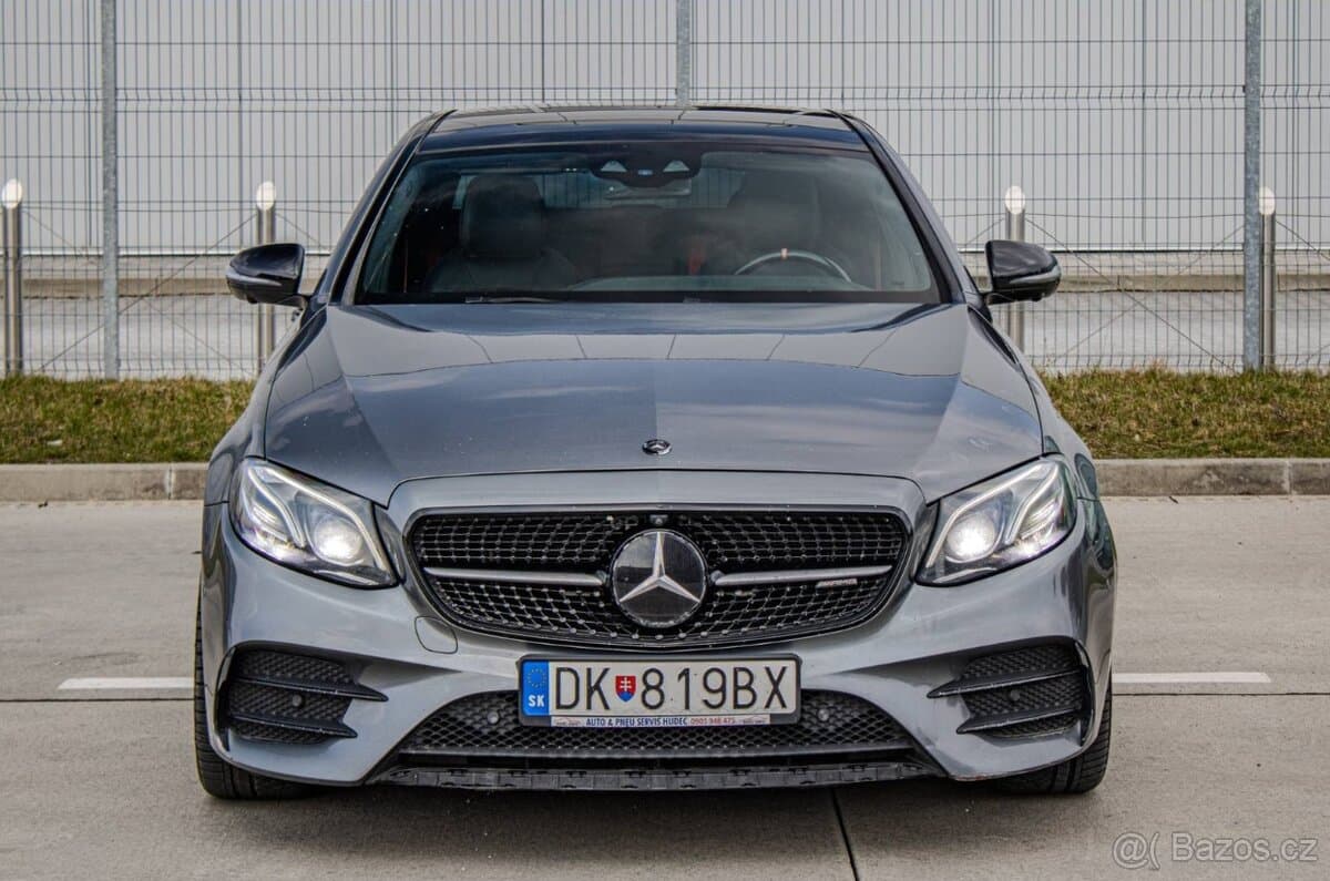 2017 Mercedes-Benz OSTATNÍ