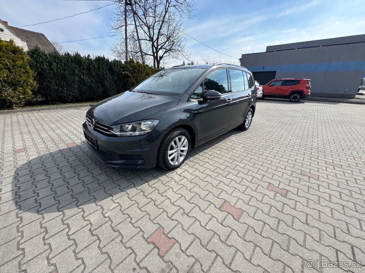 2019 Volkswagen TOURAN