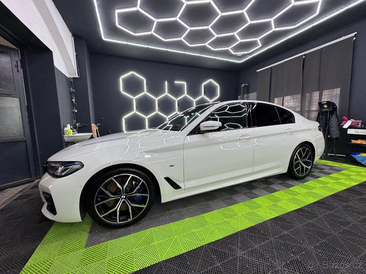 2020 BMW M5