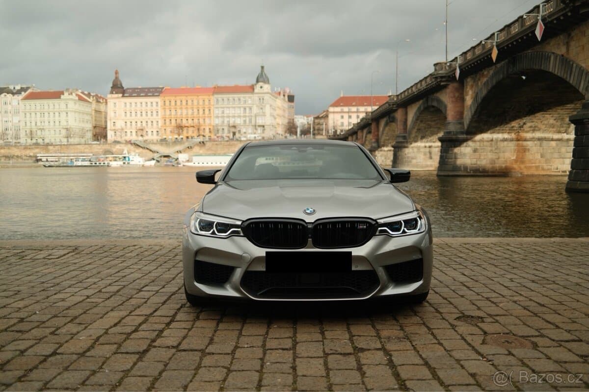 BMW M5