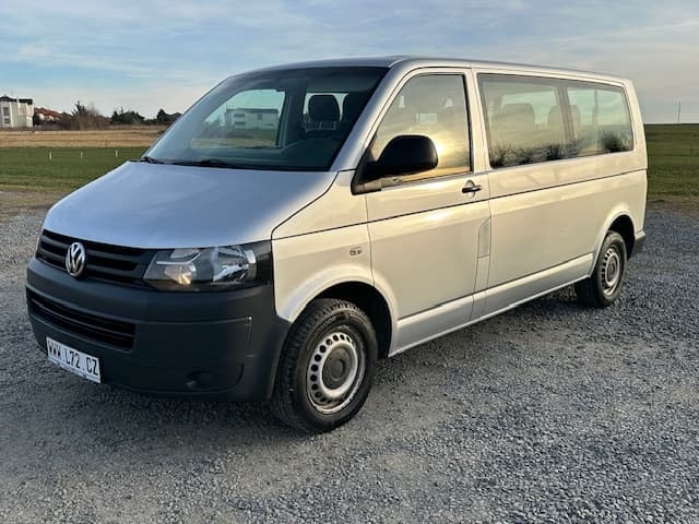 2012 Volkswagen CARAVELLE