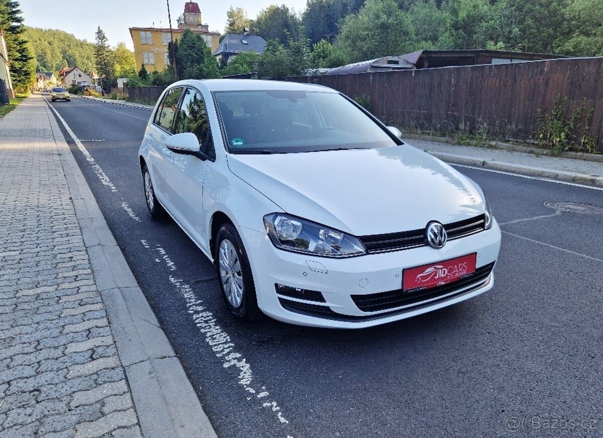 2014 Volkswagen GOLF