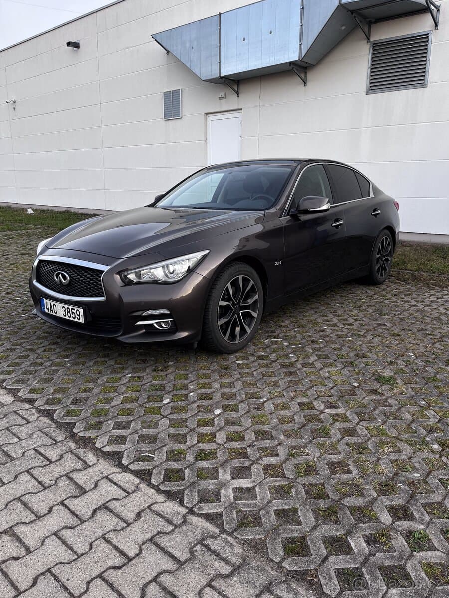 2014 Infiniti Q50