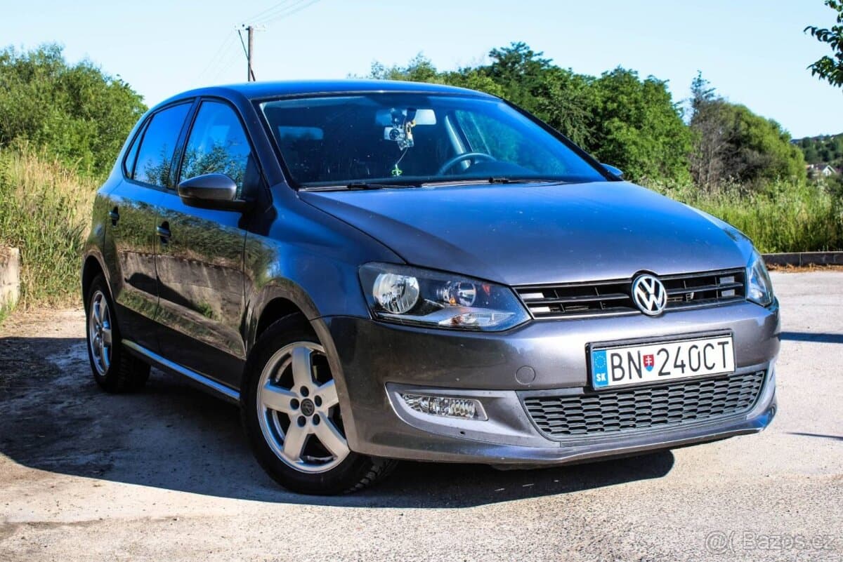 2010 Volkswagen POLO