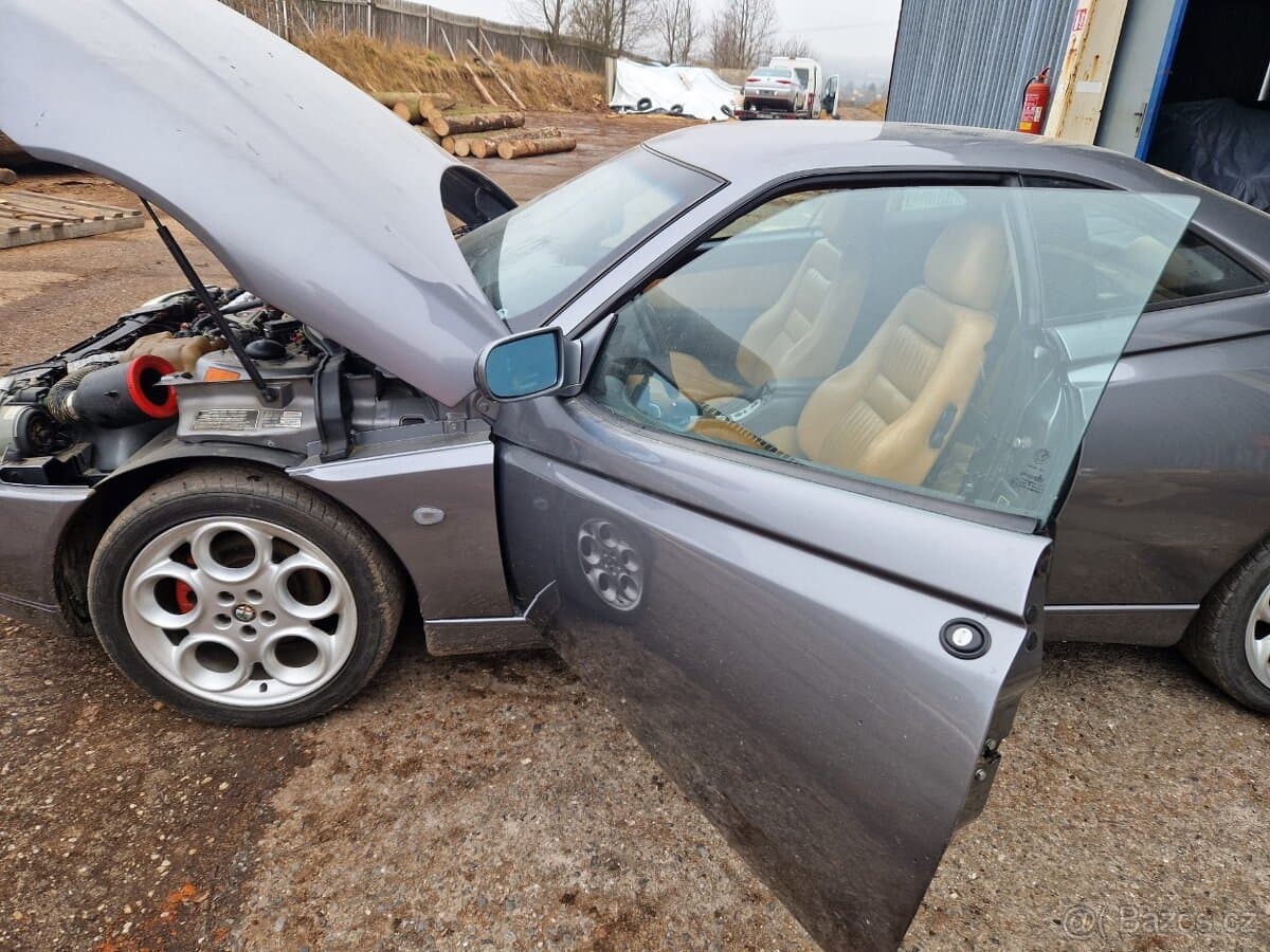 1999 Alfa Romeo GTV