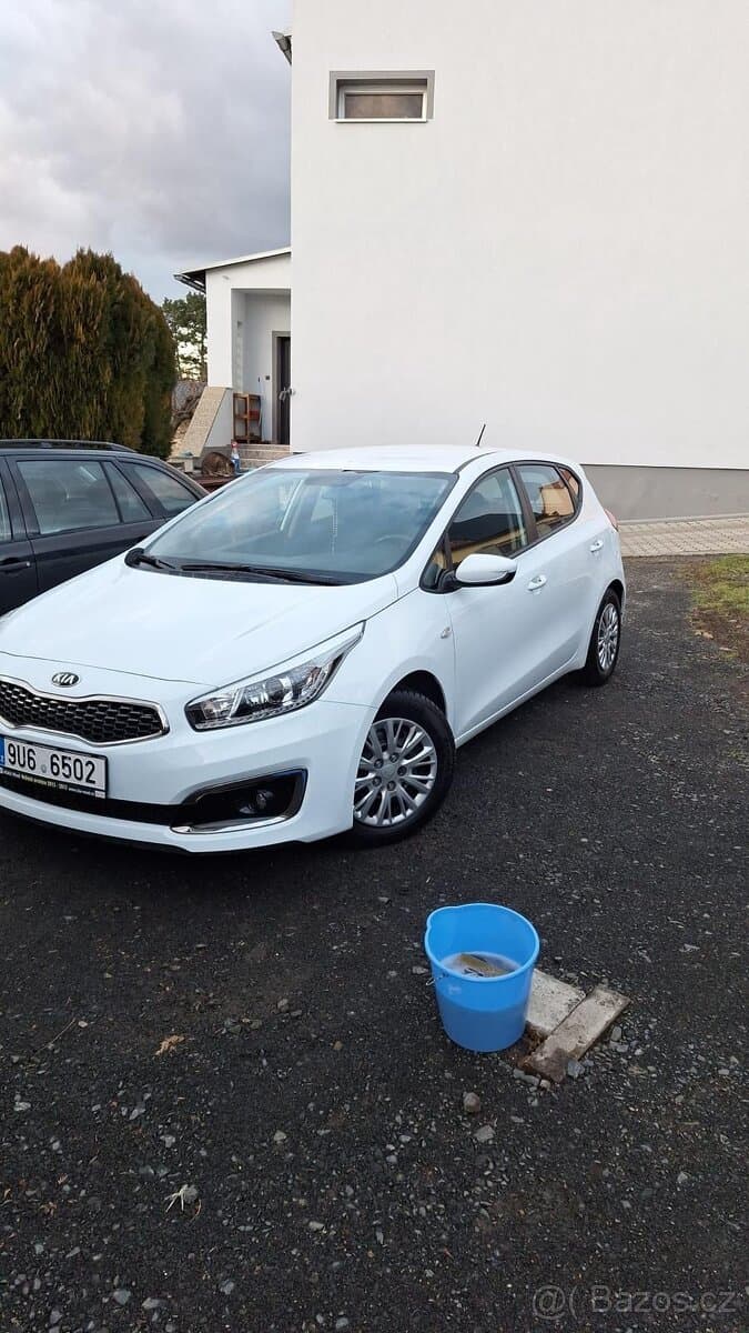 2018 Kia PROCEED