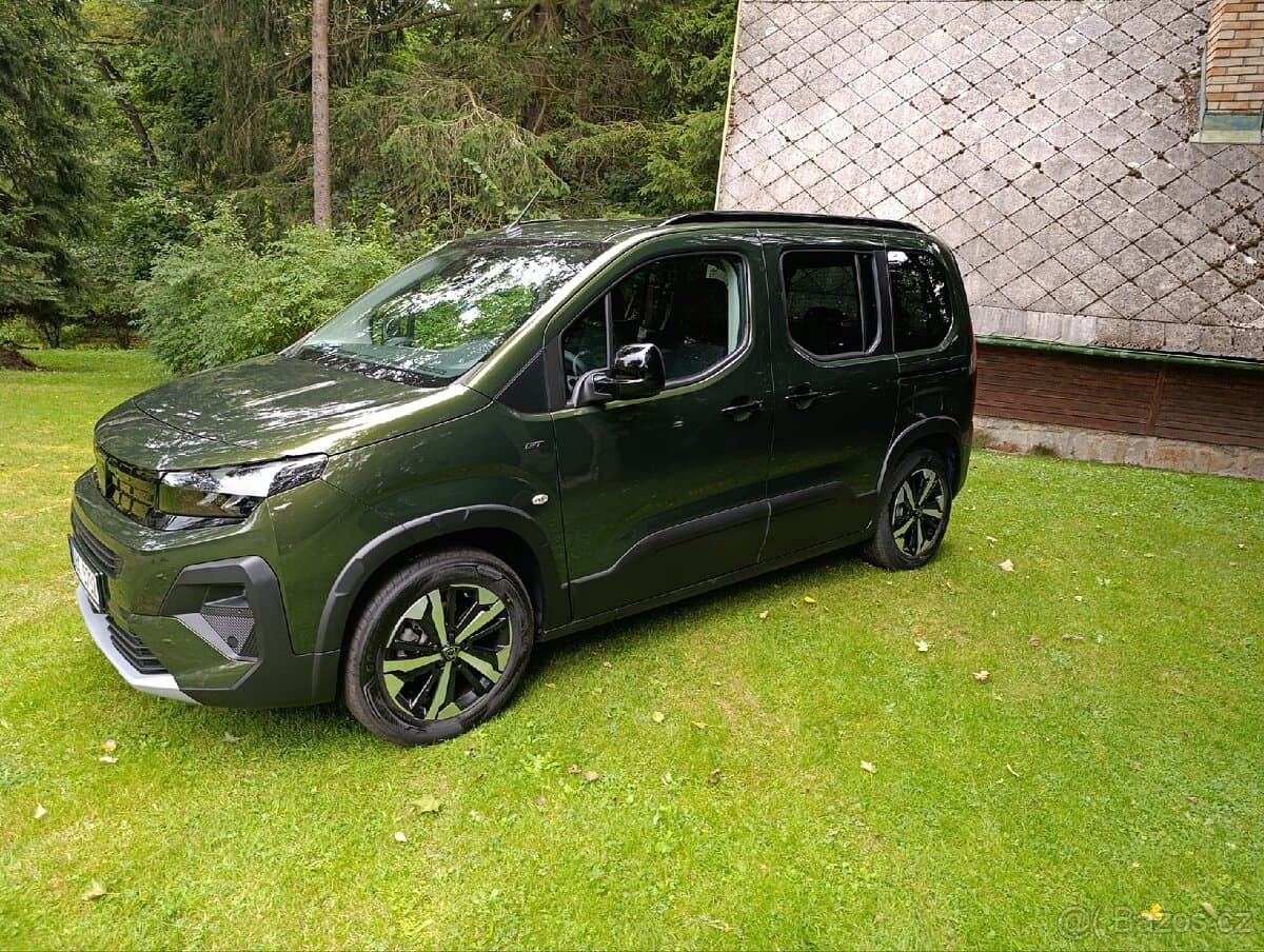 2024 Peugeot RIFTER