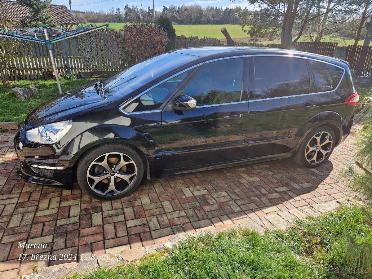 2012 Ford S-MAX