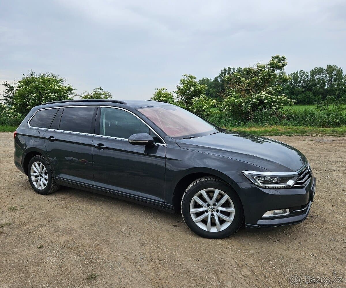 2015 Volkswagen PASSAT