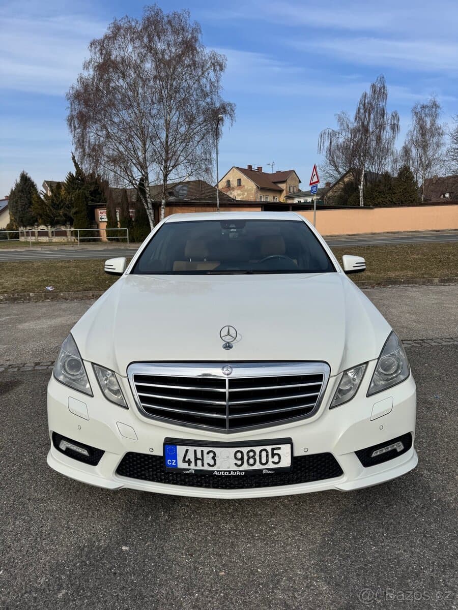 2009 Mercedes-Benz OSTATNÍ