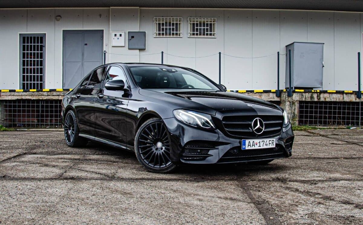 2016 Mercedes-Benz OSTATNÍ