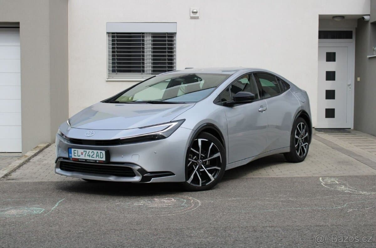 2023 Toyota PRIUS