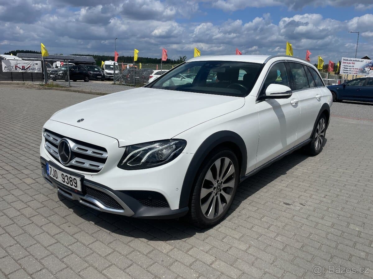 2019 Mercedes-Benz OSTATNÍ