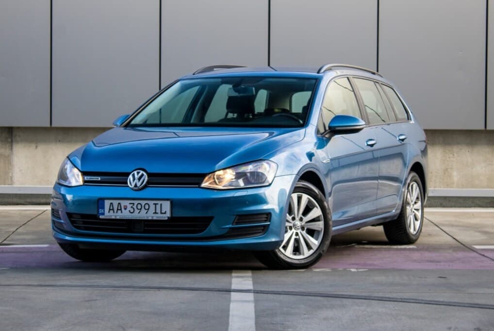 2016 Volkswagen GOLF