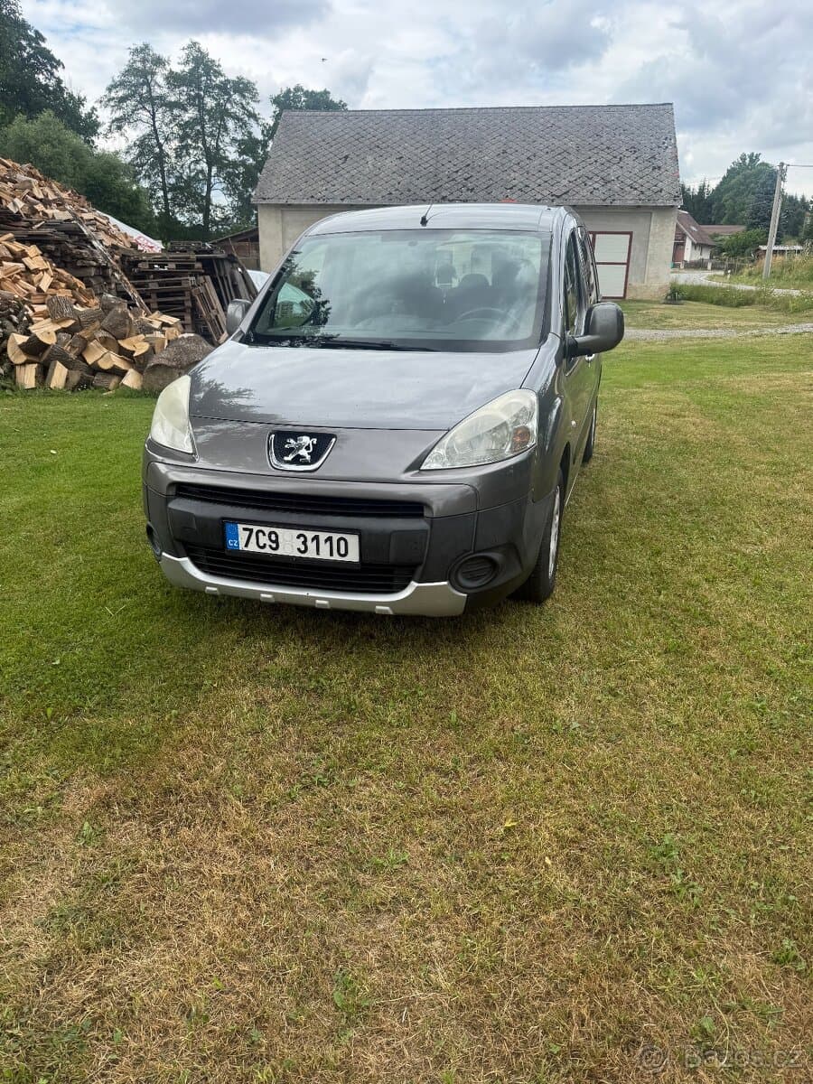 2011 Peugeot OSTATNÍ